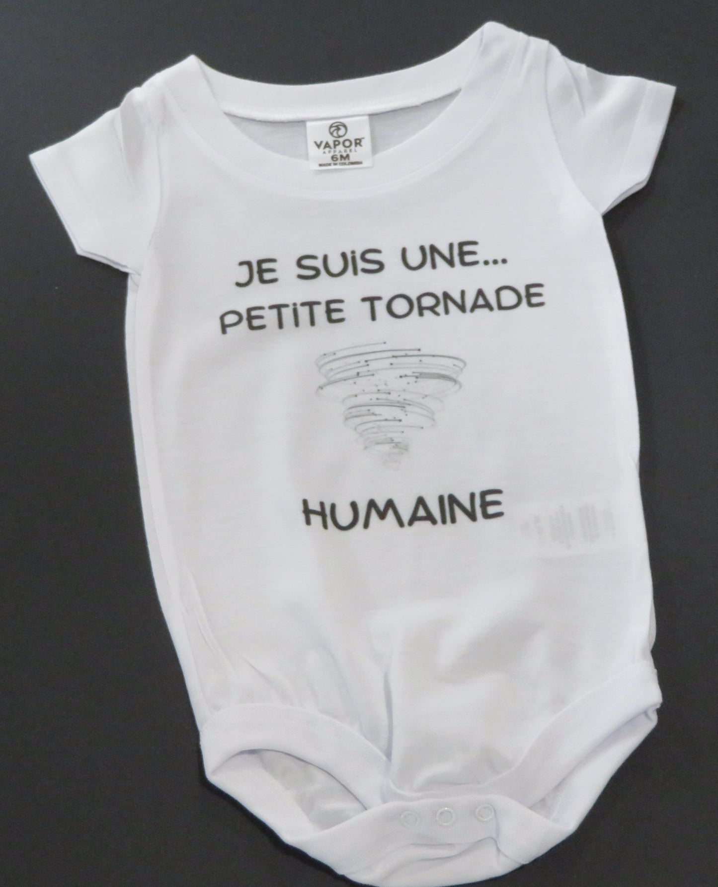 Body "Je suis une petite tornade humaine"