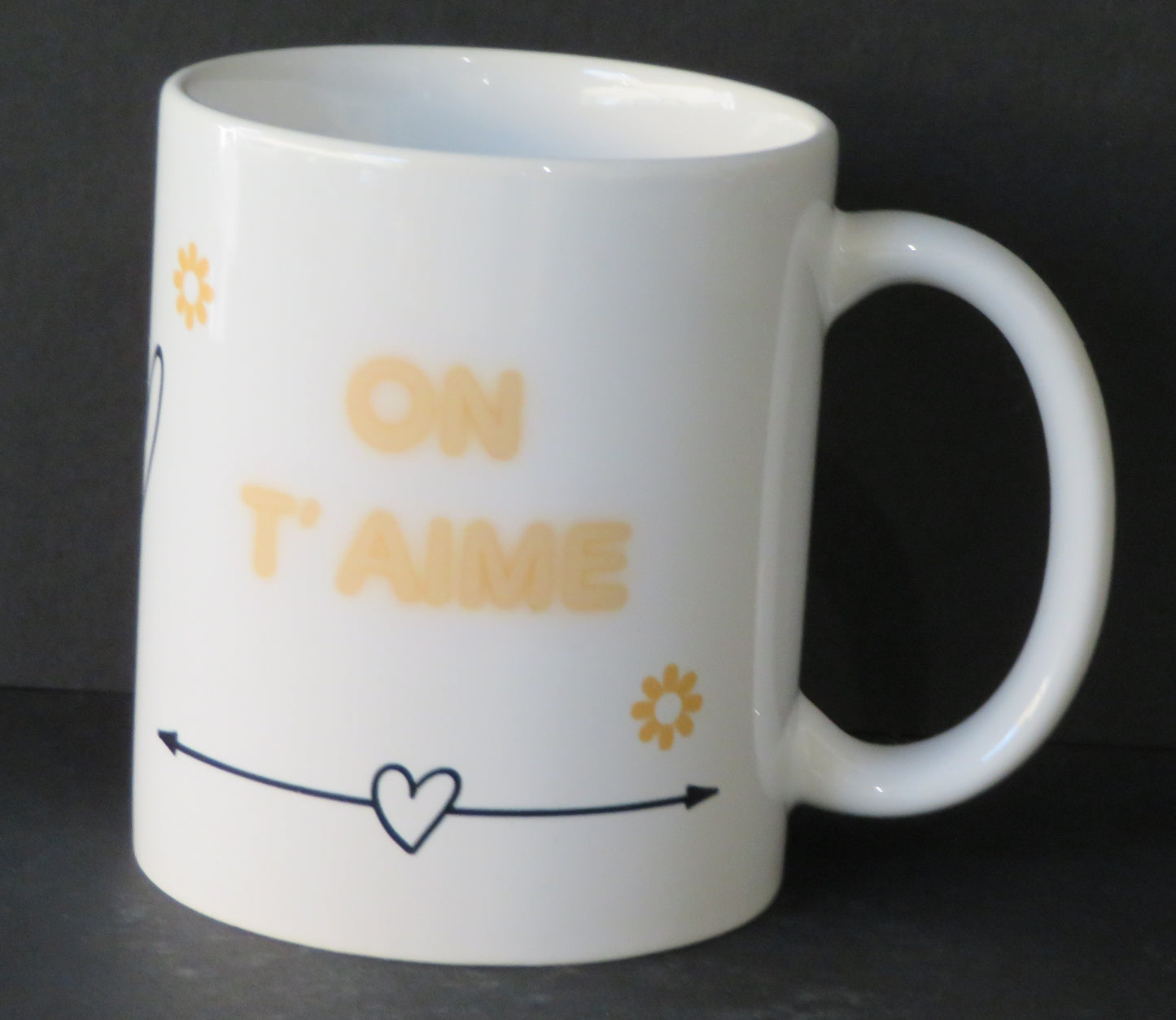 Mug " Pour une mamie super géniale ... on t'aime"
