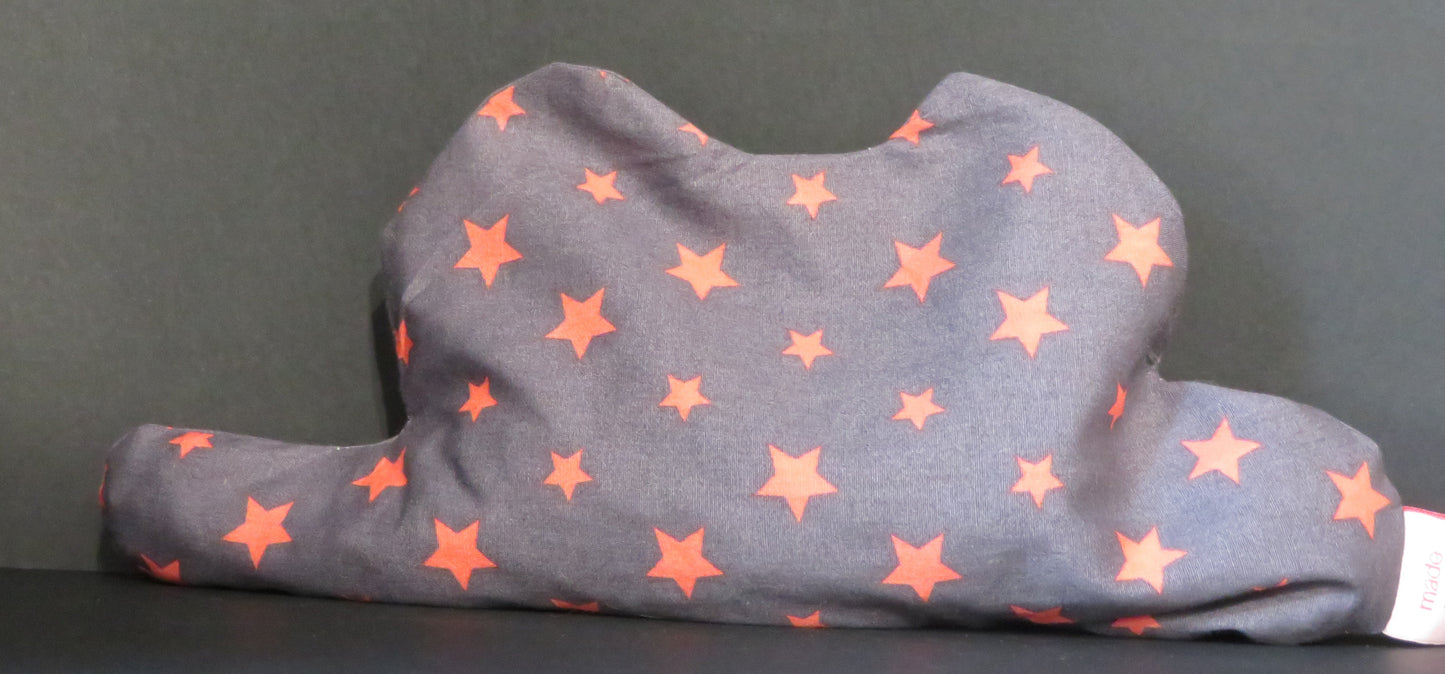 Coussin nuage aux noyaux de cerises