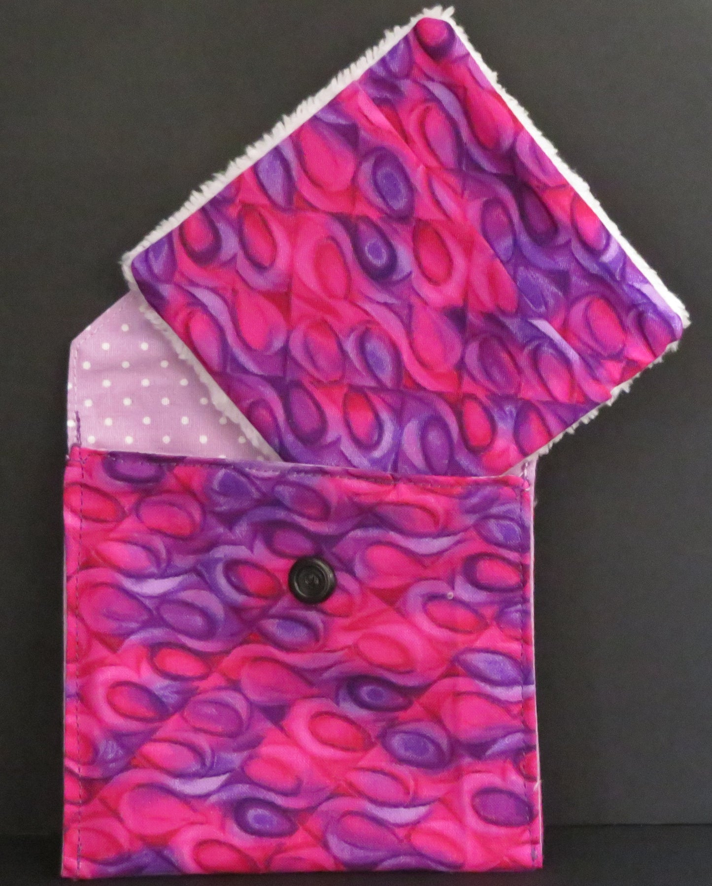 Lingette démaquillante lavable avec sa pochette