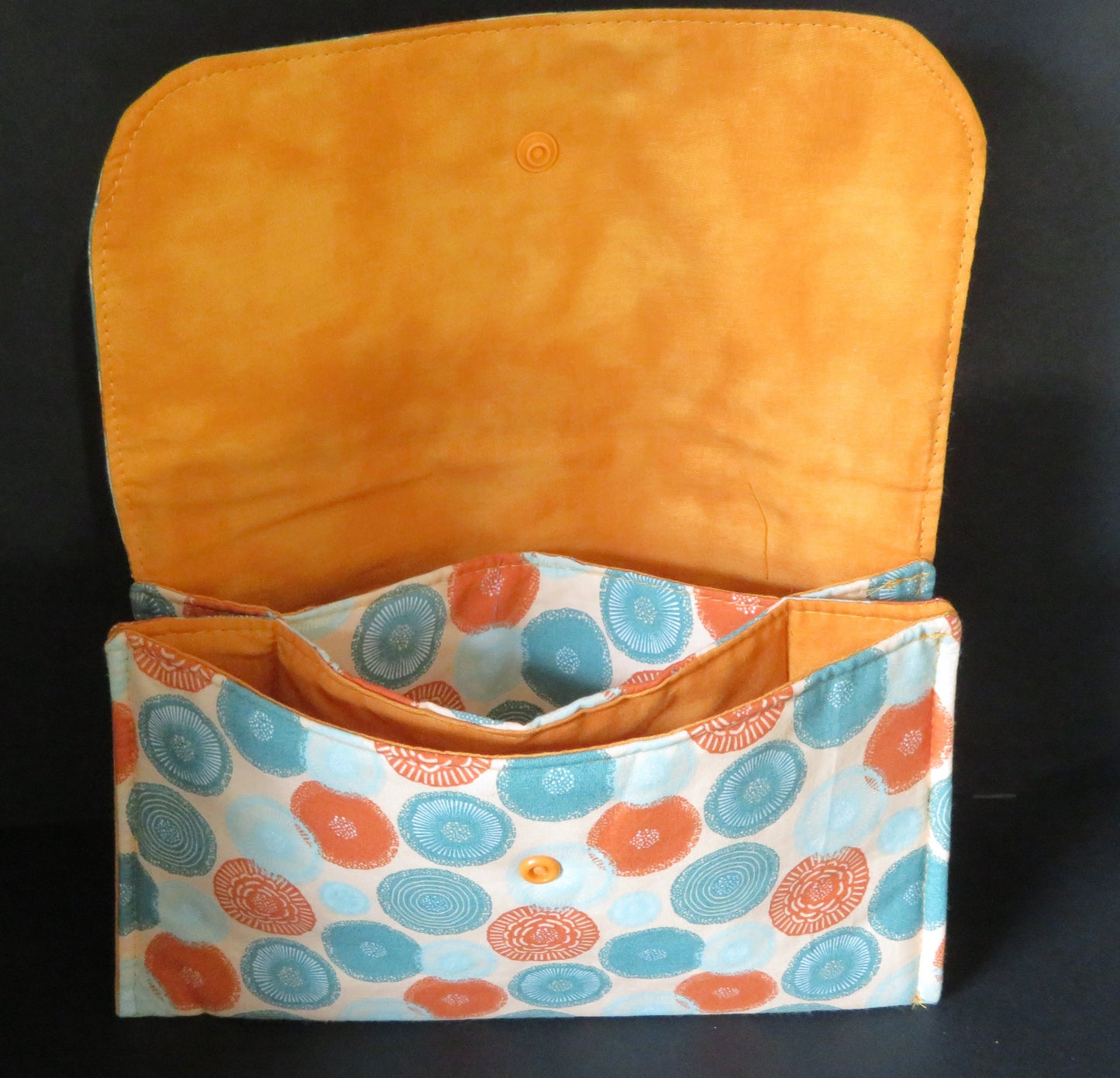 Pochette pratique et bien pensée !