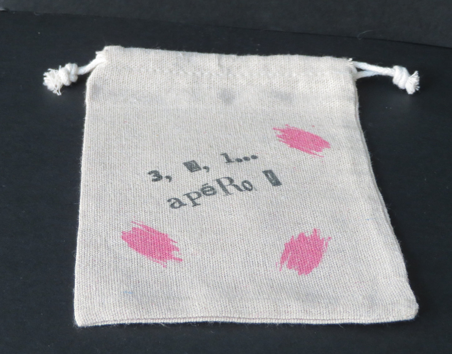 Pochette en jute " 3, 2, 1... apéro! - Pour ranger vos sous-verres avec style