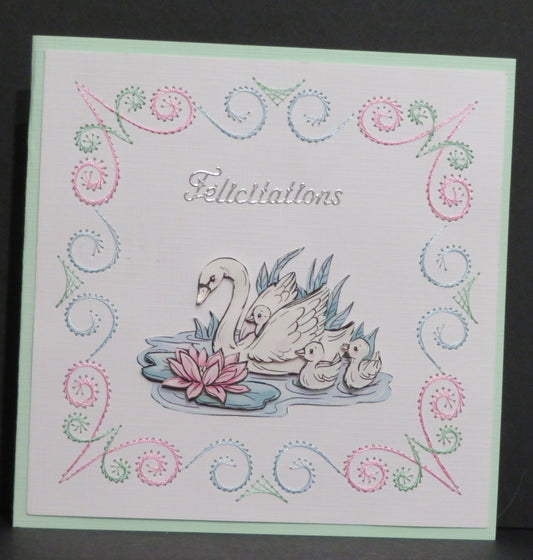 Carte artisanale 3D et broderie - Félicitation avec cygnes