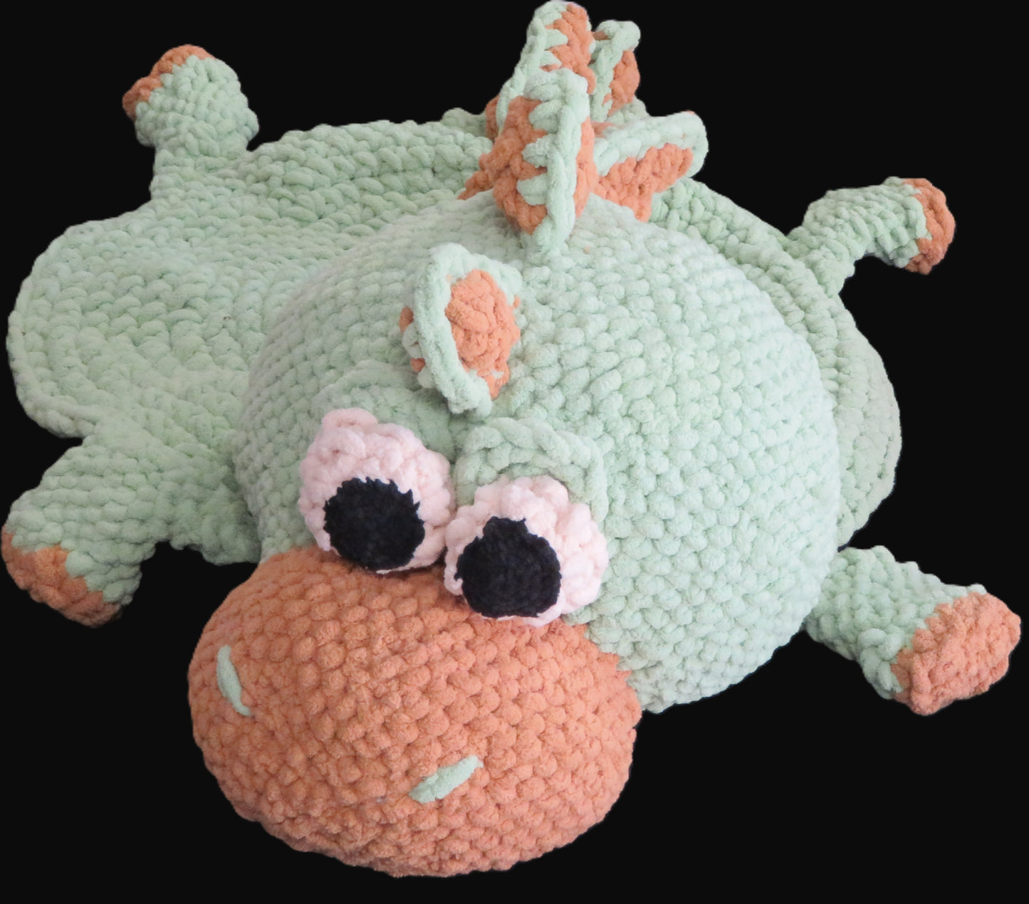 Tapis dino au crochet - douceur et bonne humeur garanties !