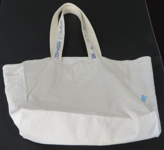 Sac cabas en tissu écru - Elégance naturelle et touche vintage