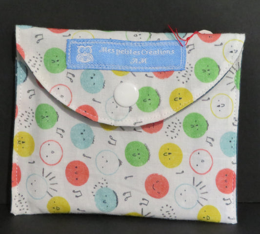 Lingette démaquillante lavable avec sa pochette