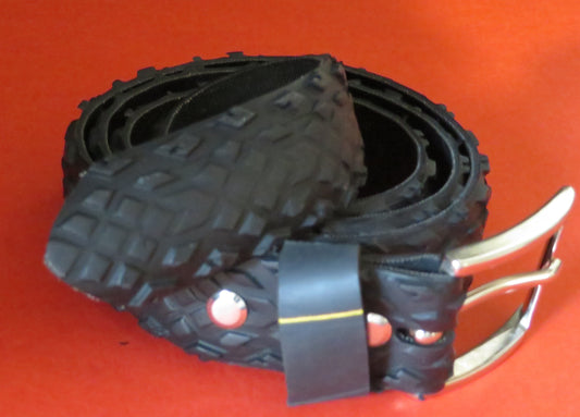 Ceinture profilée en pneu de vélo recyclé